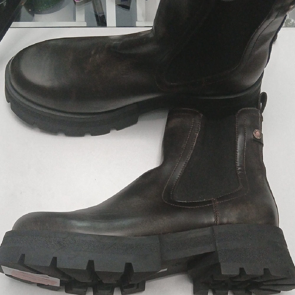 Steve Madden Black and Brown Combat Boots